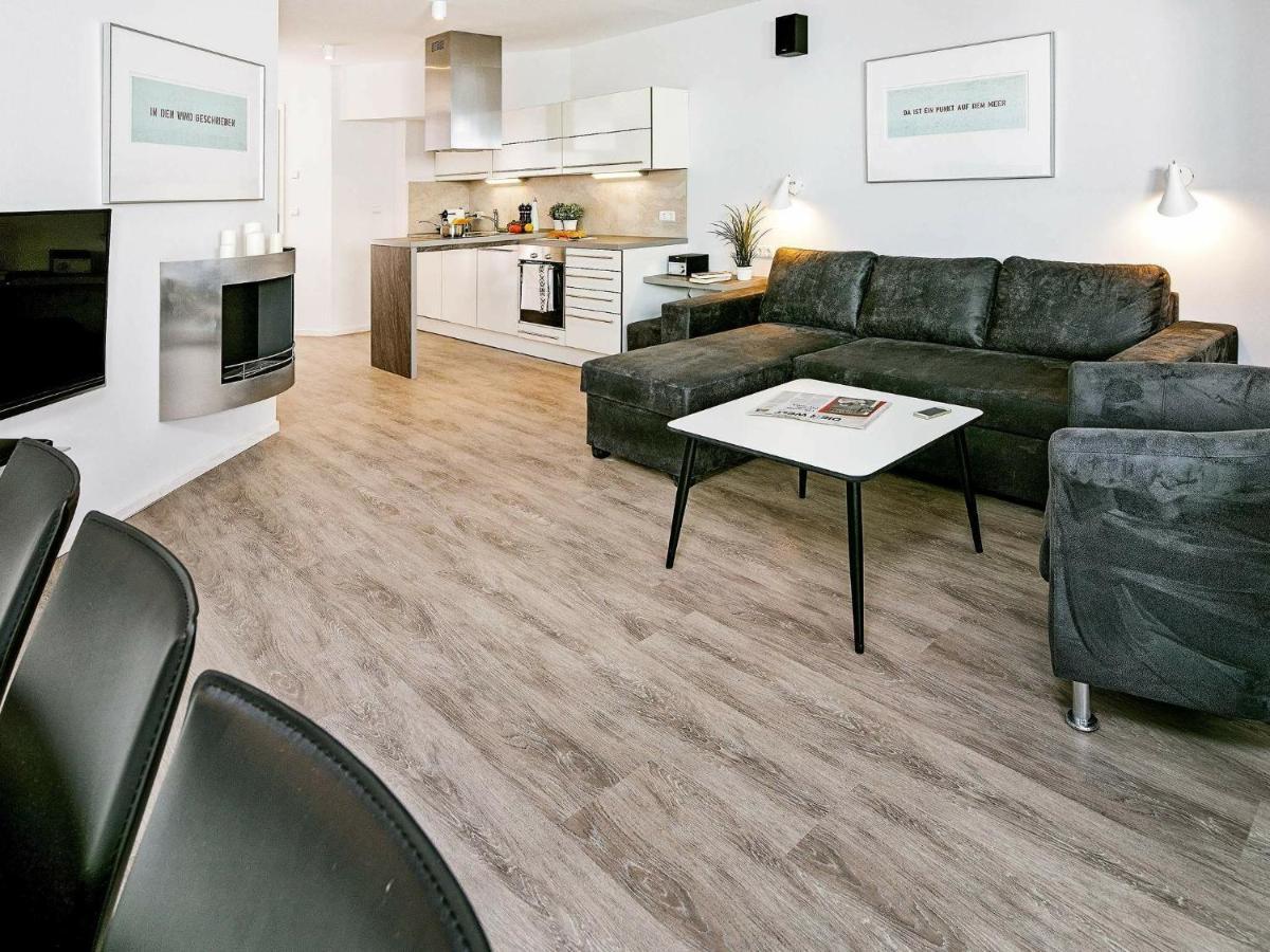 Apartment Two-bedroom In 25